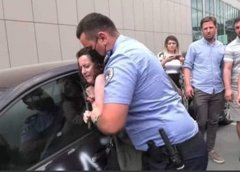 Presidente, a ndihesh në siklet nga kjo pamje?