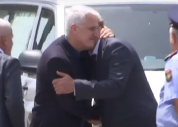 VIDEO/ Aksidenti tragjik në Kroaci! Pandeli Majko pranë vëllezërve nga Kosova, pret trupat e viktimave në kufi