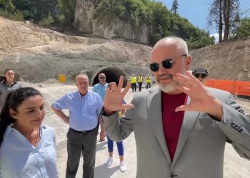 Tuneli i Kardhiqit drejt përfundimit/ Rama: Shkurton me 3 orë rrugën nga Tirana në Sarandë. Balluku: Ja ecuria dhe detajet e projektit