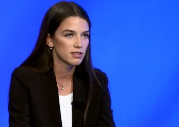 “Dua të jem shqiptarja e parë në Bundestag”/ Kush është studentja 21-vjeçare që po garon për deputete në Gjermani: Një Berisha Socialdemokrate