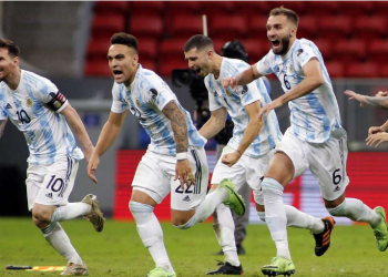 VIDEO/ Argjentina në finalen e ‘Copa America’, sfidon Brazilin. Tani dueli Neymar-Messi