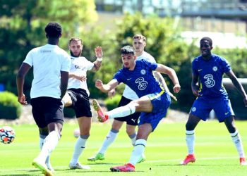 Chelsea i ofron kontratë 5-vjeçare sulmuesit shqiptar