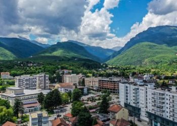 Helmim masiv në Deçan: Ndërpritet uji i pijshëm