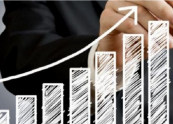 Fitch Solutions përmirëson parashikimin për rritjen ekonomike të Shqipërisë në 2021, duke e çuar në 5.7%.