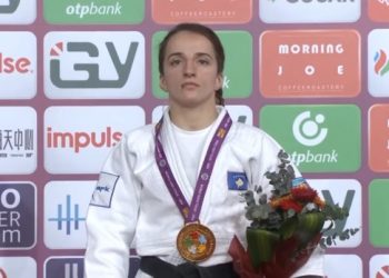 Medalja e artë në Tokio/ Kosova e kthen fundjavën në festë për nder të Distrias