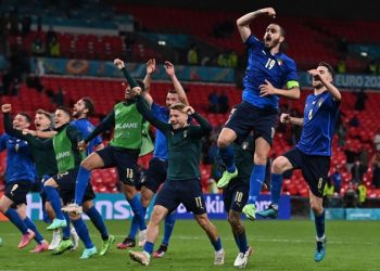 EURO 2020/ Finalja një hap i madh për Italinë, por tani mund të shkruhet historia