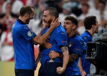 Italia mbretëreshë e Europës, fiton kampionatin Europian pas një ndeshjeje dramatike