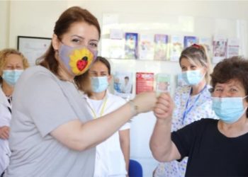 Manastirliu, thirrje qytetarëve: Vaksinohuni për të përballuar variantet e reja të Covid-19