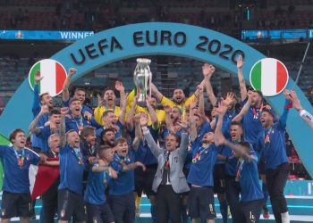 Miratohet nga FIFA: Kupa Maradona do të luhet në Napoli!