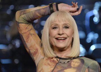 Raffaela Carra ndahet nga jeta në moshën 78 vjeçare: Një nga showgirl-et më të mëdha italiane s’është më me ne