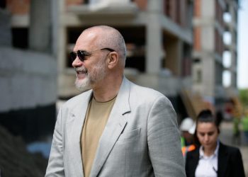 Si përfundim: Gjithë fajin e ka i “poshtri” Rama