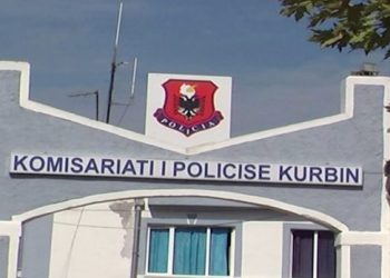Policia në ndjekje të një persoi që plagos me armë zjarri në Laç