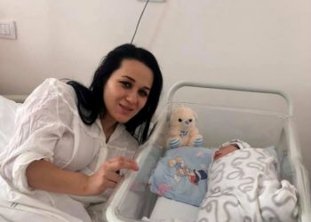 “Vijojmë pa u ndalur”/ Manastirliu: 2,670 familje në Lezhë kanë përfituar bonusin e bebes