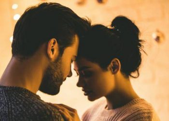 Vështirësitë në marrëdhënie/ Ja 10 këshillat për të rritur dëshirën seksuale