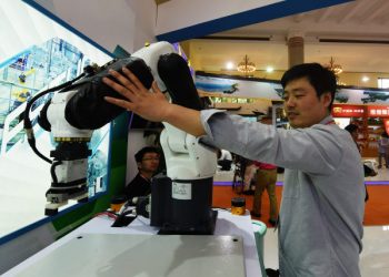 Studiuesit izraelitë dhe kinezë zhvillojnë lëkurë të zgjuar elektronike për zbulimin e hershëm të sëmundjeve