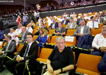 Opozita që bëhet herë “talebane”, e herë “sovraniste” veç nga inati i Ramës