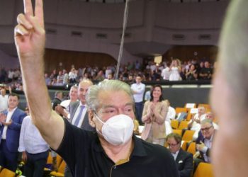 Si e çmontoi “non grata” farsën e Sali Berishës!