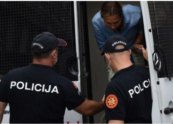 FOTOT/ Këto janë 27-vjeçarja dhe babai i saj që u kapën me 1.4 tonë kokainë në kufi me Shqipërinë
