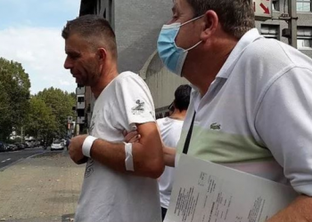 Djali i vdiq pas shembjes së ndërtesës/ Babai i Aronit: Duam të sjellim trupin në Shqipëri, kërkojmë drejtësi
