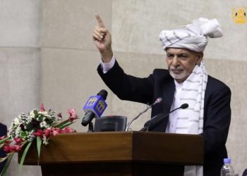 Braktisi vendin/ Presidenti afgan Ghani: U largova për të shmangur gjakderdhjen, talebanët fituan nën pushtetin e shpatës dhe armës