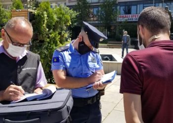 Kosova vendos masat e reja anti-Covid: Nga 20 gushti do kërkohet dëshmi vaksninimi ose test PCR-je për hyrjen në bar-e dhe klube nate