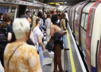 Pandemia e COVID-19/ Rifillojnë kufizimet për udhëtimet në Europë