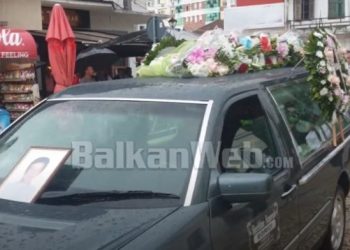 Përcillet me nderime në Shkodër muzikanti Kujtim Alija, miqtë e kolegët: Vepra e tij të vazhdojë, të vazhdojë rritja e talenteve