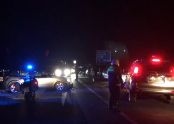 Aksident me vdekje në autostradën Levan-Vlorë, makina përplas 50 vjeçarin