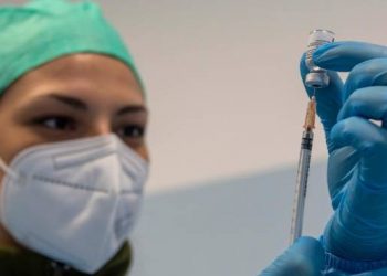 Pandemia/ DW: Varianti ‘Delta’ po përhapet me shpejtësi në Shqipëri!