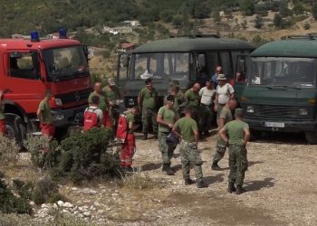 Zjarret në Dukat/ Zjarrfikësi ‘hero’ rrëfen orët e vështira në vijën e frontit