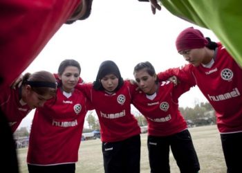 “Talebanët e dinë kush luan futboll”/ Historia e fundi dramatik i kombëtares së femrave afgane, ish-kapitenja: Të gjithë po qajnë