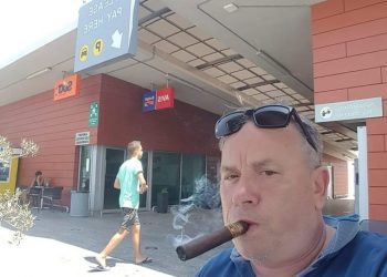COVID-19 prek gazetarin/ Kosta Grillo në gjendje të rëndë shëndetësore, niset urgjent drejt Turqisë