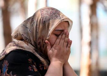 “Ka raste kur ndihesh fajtor që po jeton”, rrëfimi prekës i 38-vjeçares afgane të strehuar në Shqipëri