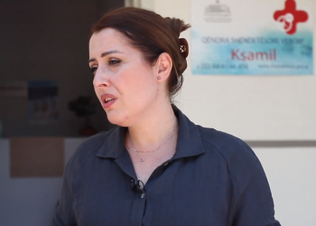 “Në gusht vaksinimi +18 do të jetë në fokus të punës sonë”/ Manastirliu në Ksamil: Testimi i shpejtë bëhet dhe te qendrat verore