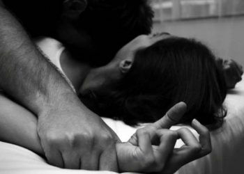 E rëndë! Njerku lë shtatzënë vajzën e mitur të gruas, abuzonte seksualisht me të prej dy vitesh
