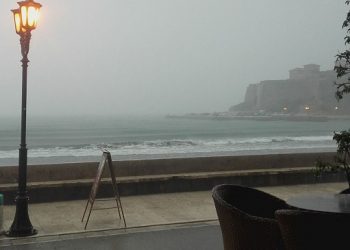 “E mërkura pritet të sjellë rrebeshe shiu”/ Sinoptikania: Problematike këtë javë do të jetë edhe era