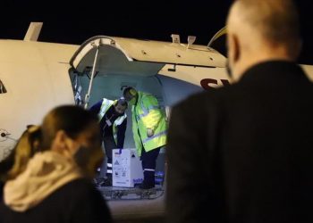 Pandemia/ Shqipëria merr edhe 30 mijë doza AstraZeneca dhuratë nga Letonia