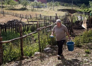 The New York Times: ‘Burrneshat’ shqiptare apo ‘virgjëreshat e betuara’ dhe Shqipëria moderne!