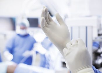 Roboti i zhvilluar në Kinë fillon provat klinike për kirurgji gjinekologjike