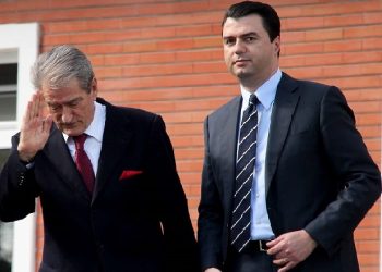 “Mos u çudisni kur Berisha të dorëhiqet”/ Ish-nënkryetari i FRPD: Deklarata e Godoles irritoi demokratët