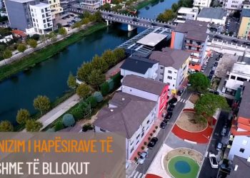Kryeministri poston pamjet nga Lezha: Po çlirohet nga hija e rëndë e të kaluarës!