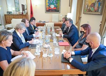 BERZH: Gati të mbështesim Shqipërinë për të dalë nga kriza që shkaktoi pandemia