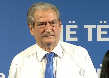 Berisha kërkon ndjesë në Durrës: Opozita s’arriti të mundë Ramën! I dhashë këshilla Bashës, por ai ekzekutoi njerëzit në lista në mesnatë