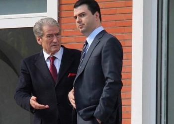 Debatet për përjashtimin/ Berisha sulmon Bashën pas mbledhjes së grupit të PD: Ish-kryetari sot shpalli ‘non-grata’ bazën e partisë