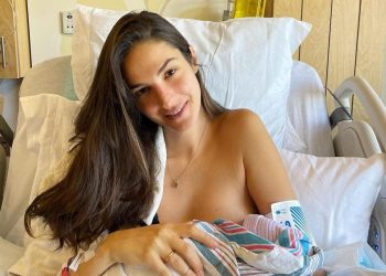 “Jeta e një nëne”/ Emina Çunmulaj flet hapur për shqetësimet e saj pas lindjes së djalit