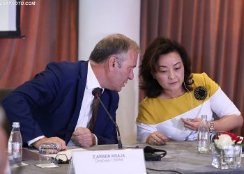 Ndëshkimi i të korruptuarve/ Ambasadorja Yuri Kim takon kreun e SPAK: Mos merret parasysh sa i fuqishëm apo i pasur është