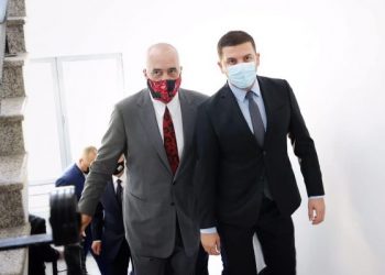 Tensionet Kosovë-Serbi/ Kreu i PDK ka një kërkesë për Ramën: Shqipëria si vend anëtar i NATO-s duhet të…
