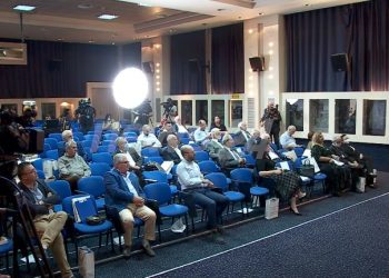 Kuvendi i studimeve/ Studiuesja Kastrati: Arbërishtja gjuhë në rrezik, pse mungojnë Mandala e Altimari!