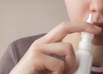 Një armë tjetër kundër koronavirusit, krijohet spraji që ul mundësinë e infektimit