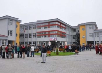 Arsimi i lartë publik do të jetë falas nga data 1 tetor në Kosovë, Kurti: Nxisim interesimin për studime!
